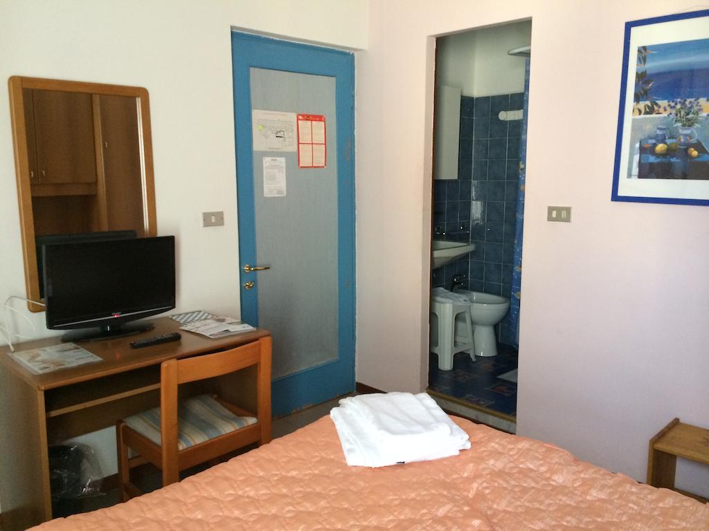Hotel Riviera Sanremo Ngoại thất bức ảnh